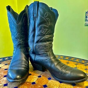Ariat cowboy boots Size 10M